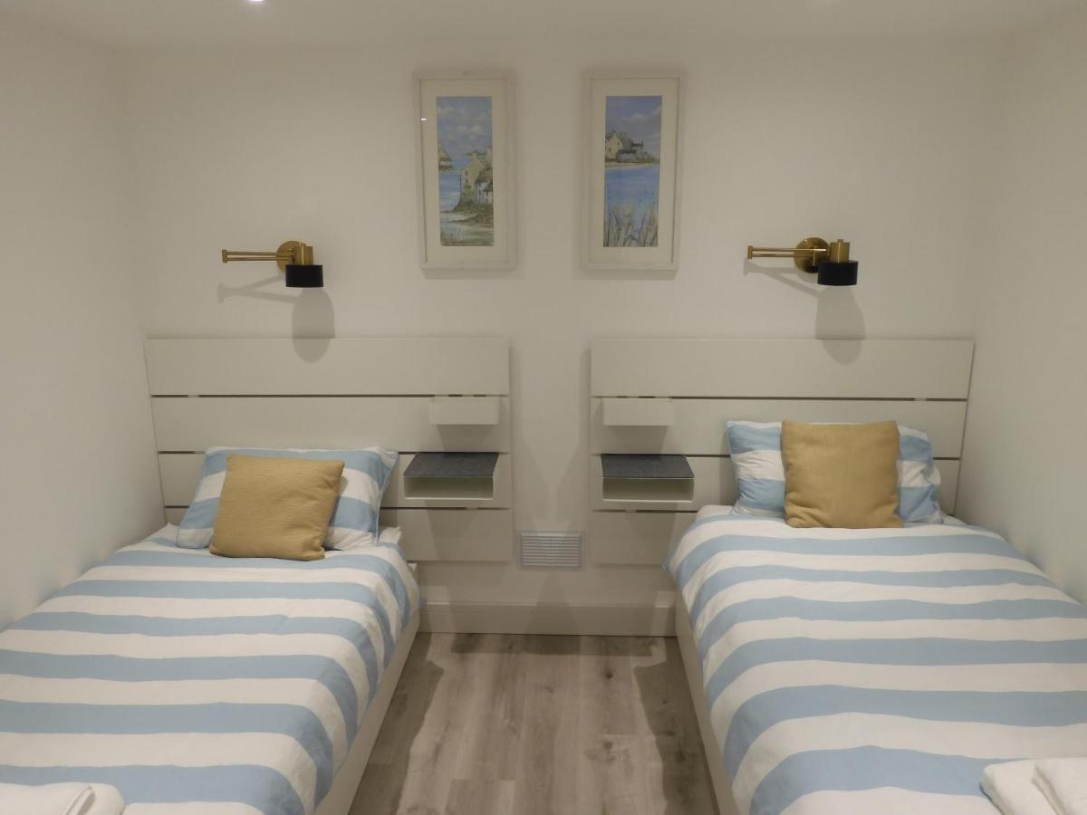 Fabulous Ground Floor Apt Adjacent To Beach 로즈니거 외부 사진